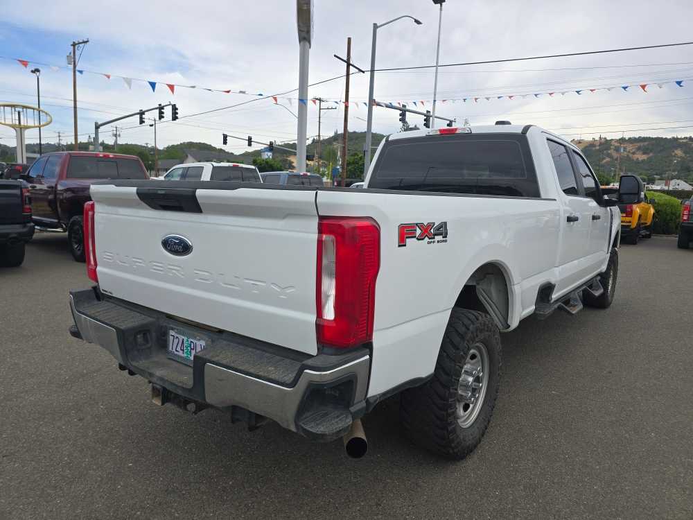 Thumbnail: 2023 Ford F-350 - 3