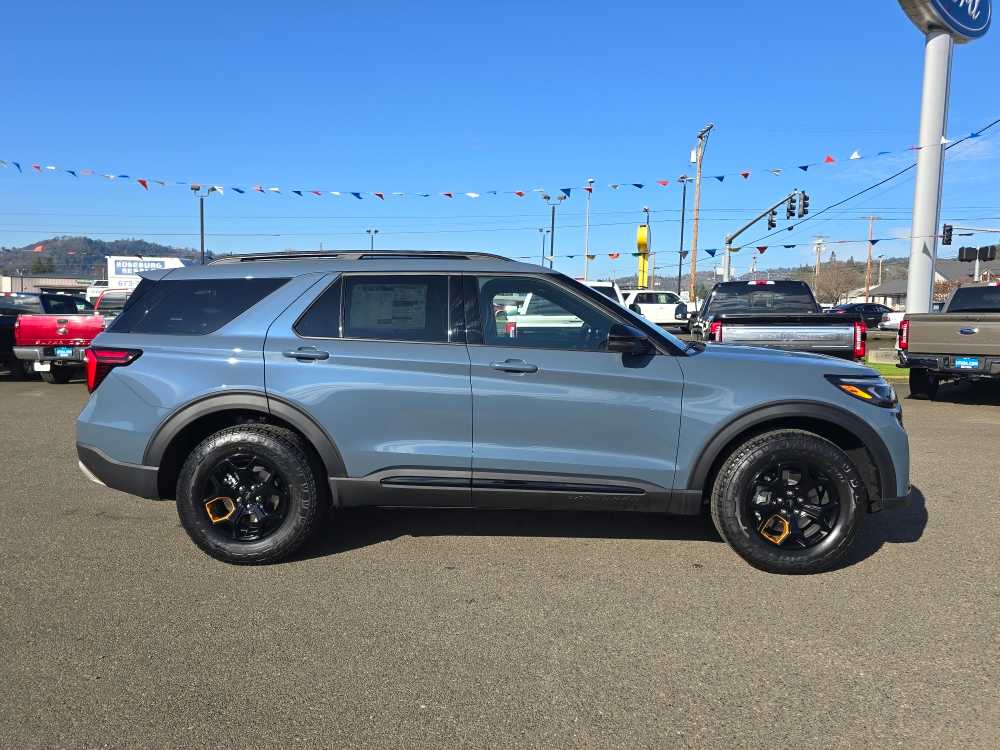Thumbnail: 2026 Ford Explorer - 6