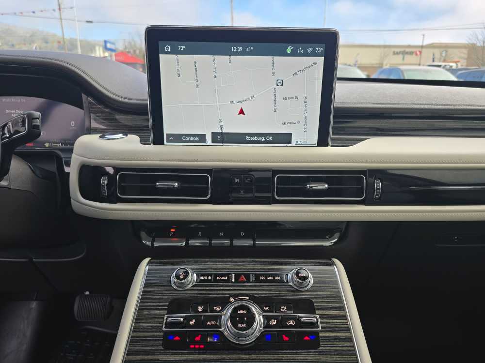 Thumbnail: 2024 Lincoln Aviator - 11