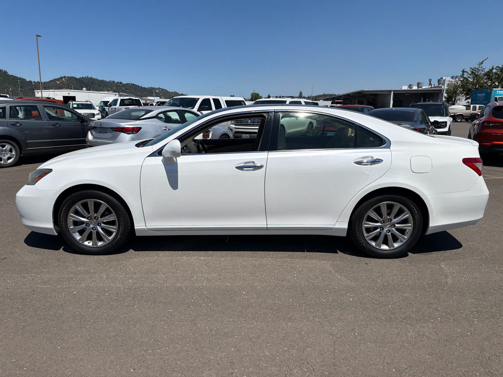 Thumbnail: 2007 Lexus ES - 2