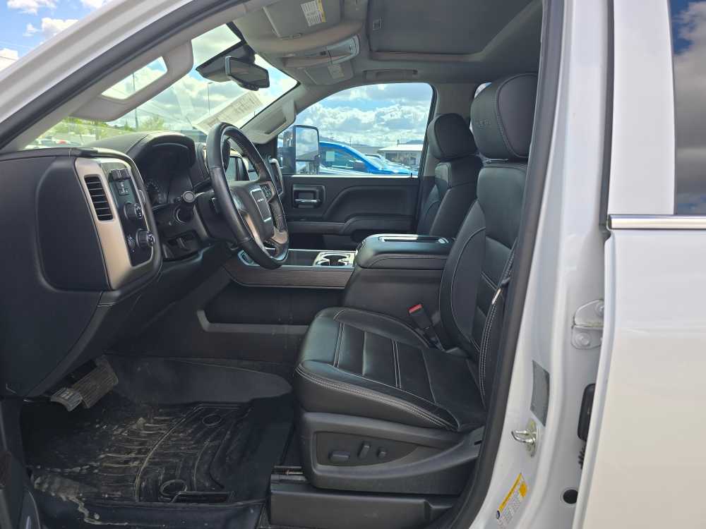 Thumbnail: 2019 GMC Sierra 3500 - 9