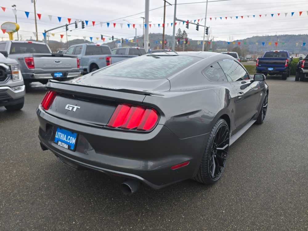 Thumbnail: 2017 Ford Mustang - 5