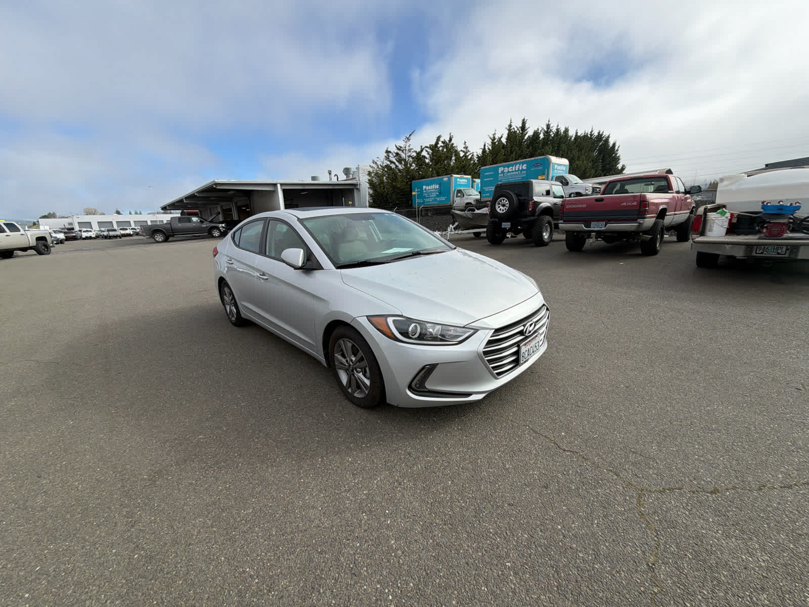 Thumbnail: 2018 Hyundai Elantra - 4