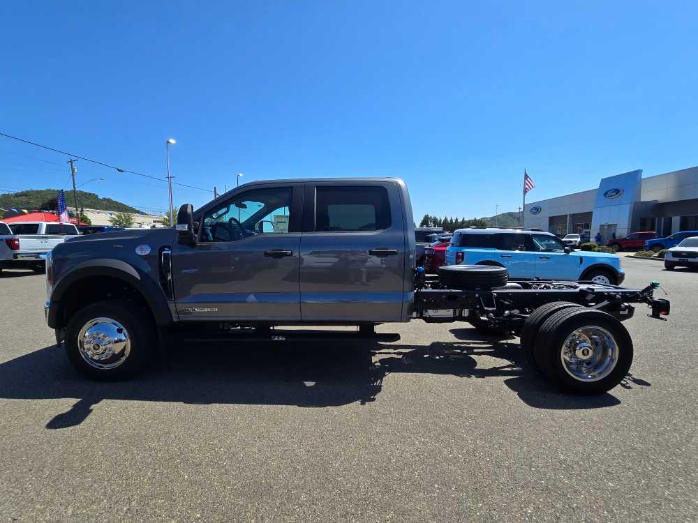 Thumbnail: 2025 Ford F-450 - 2