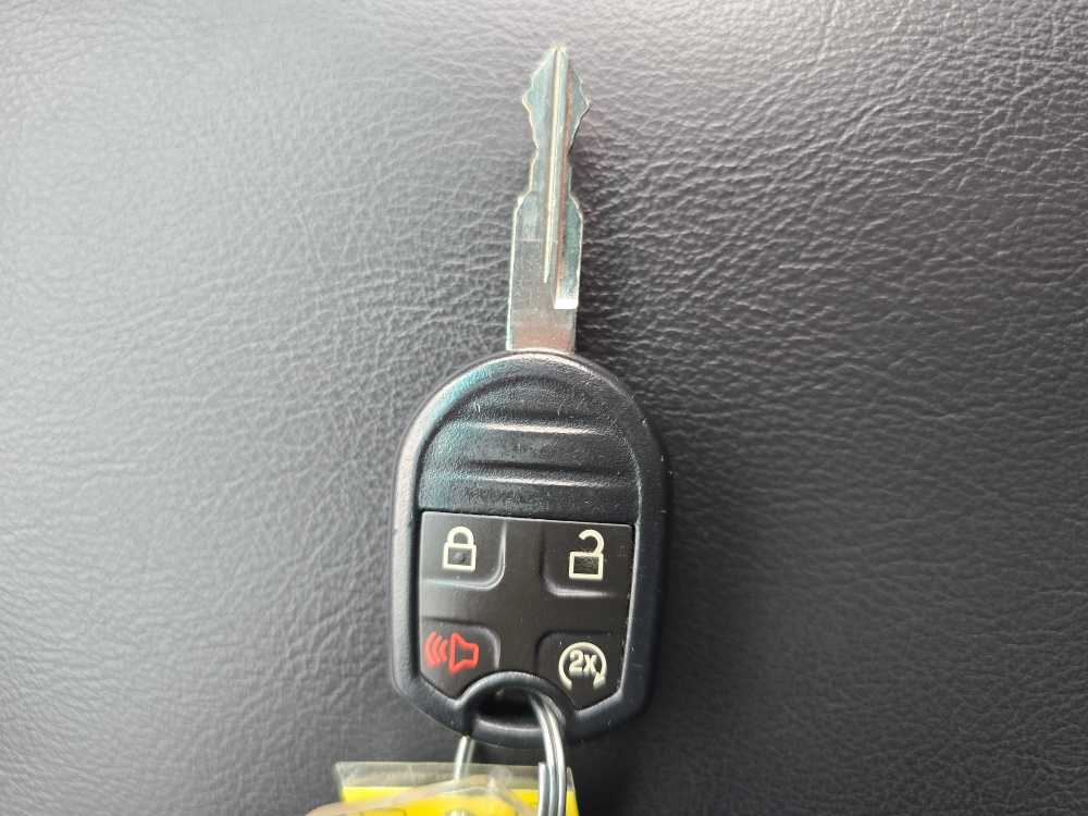 Thumbnail: 2015 Ford Explorer - 22