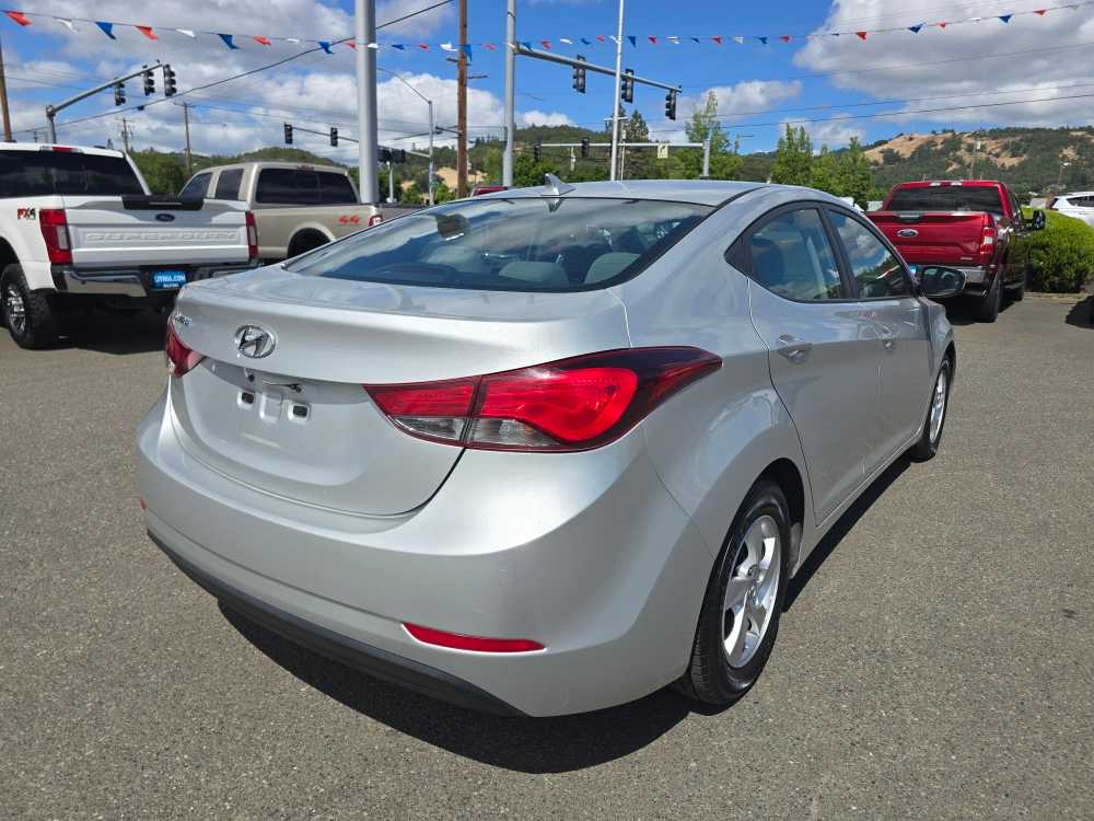 Thumbnail: 2015 Hyundai Elantra - 3