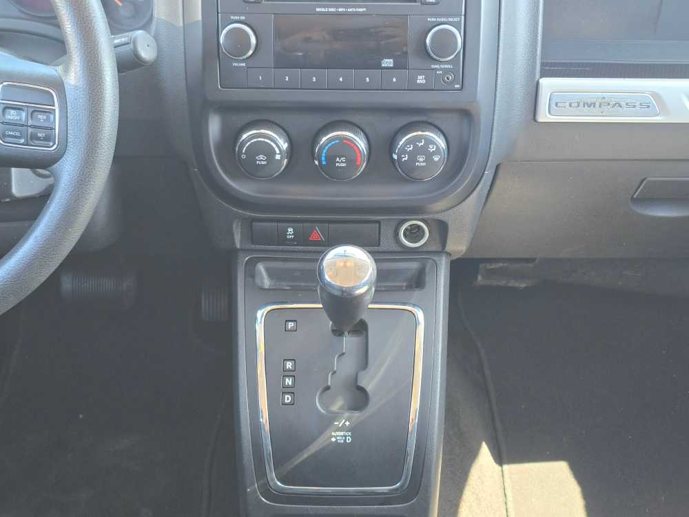 Thumbnail: 2014 Jeep Compass - 14