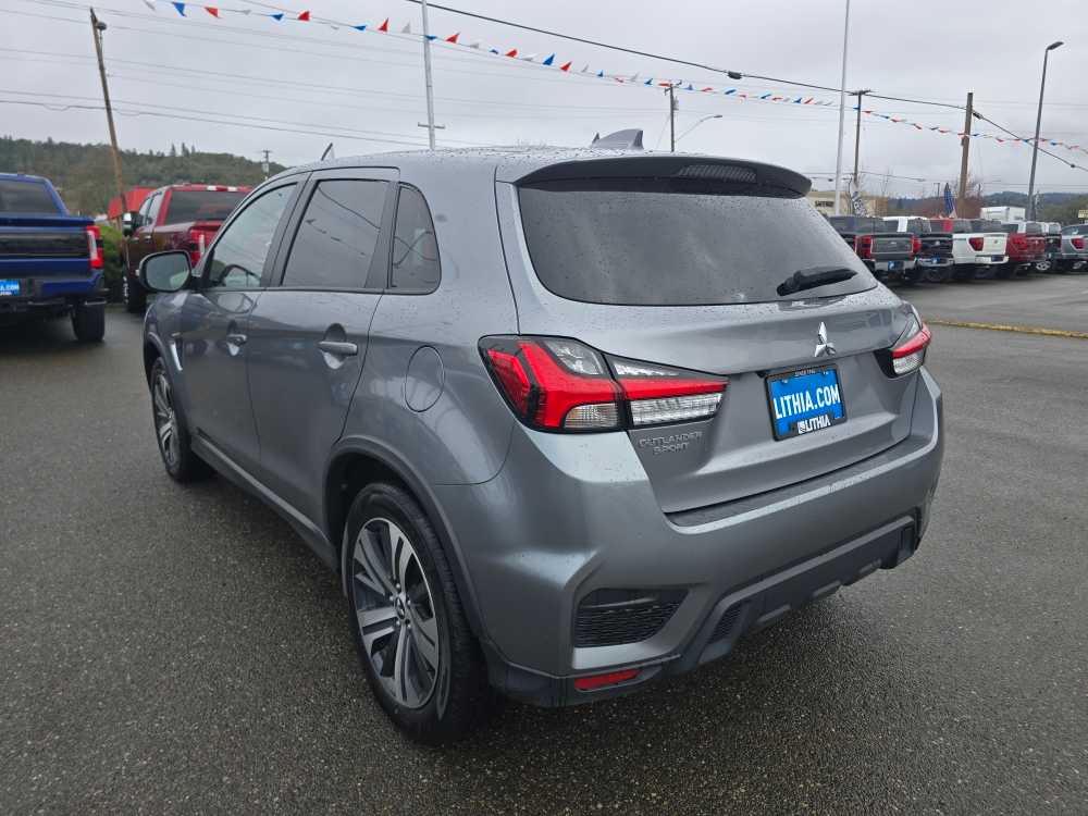 Thumbnail: 2024 Mitsubishi Outlander Sport - 3