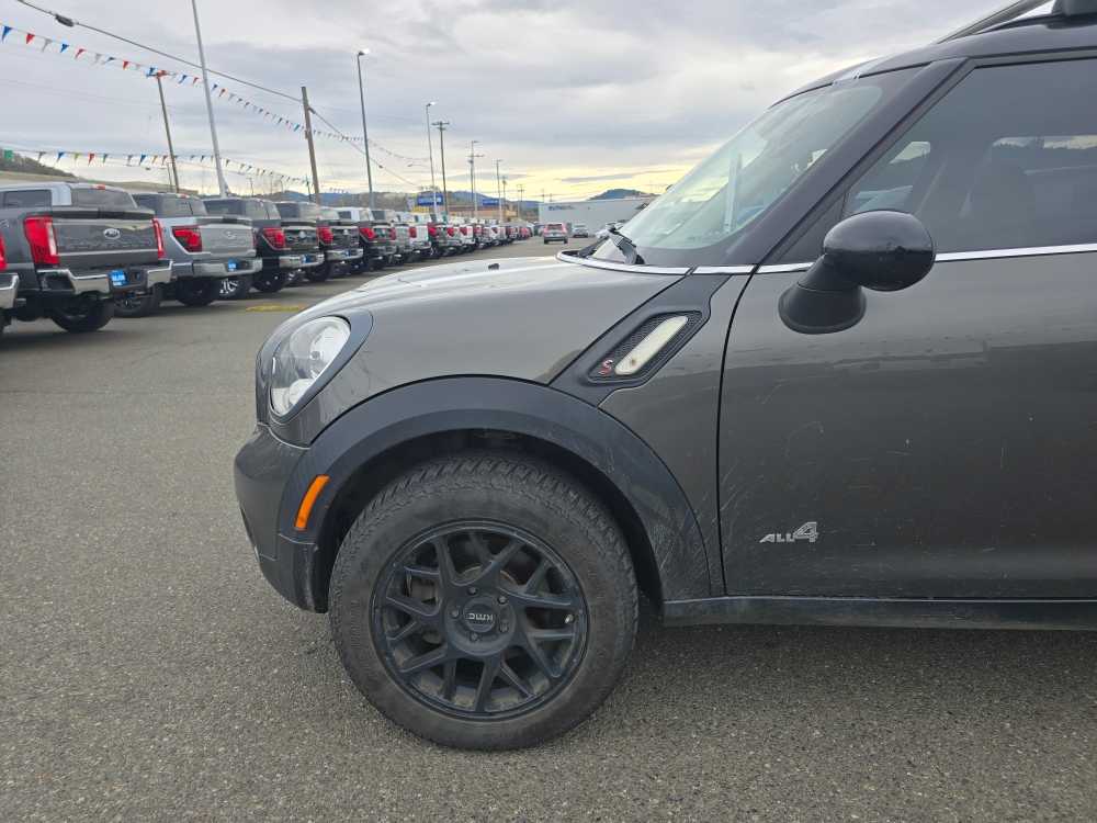 Thumbnail: 2013 MINI Cooper Countryman - 19