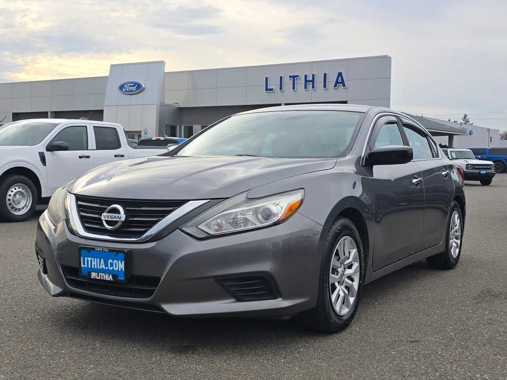 2017 Nissan Altima 2.5 -
                  Roseburg, OR