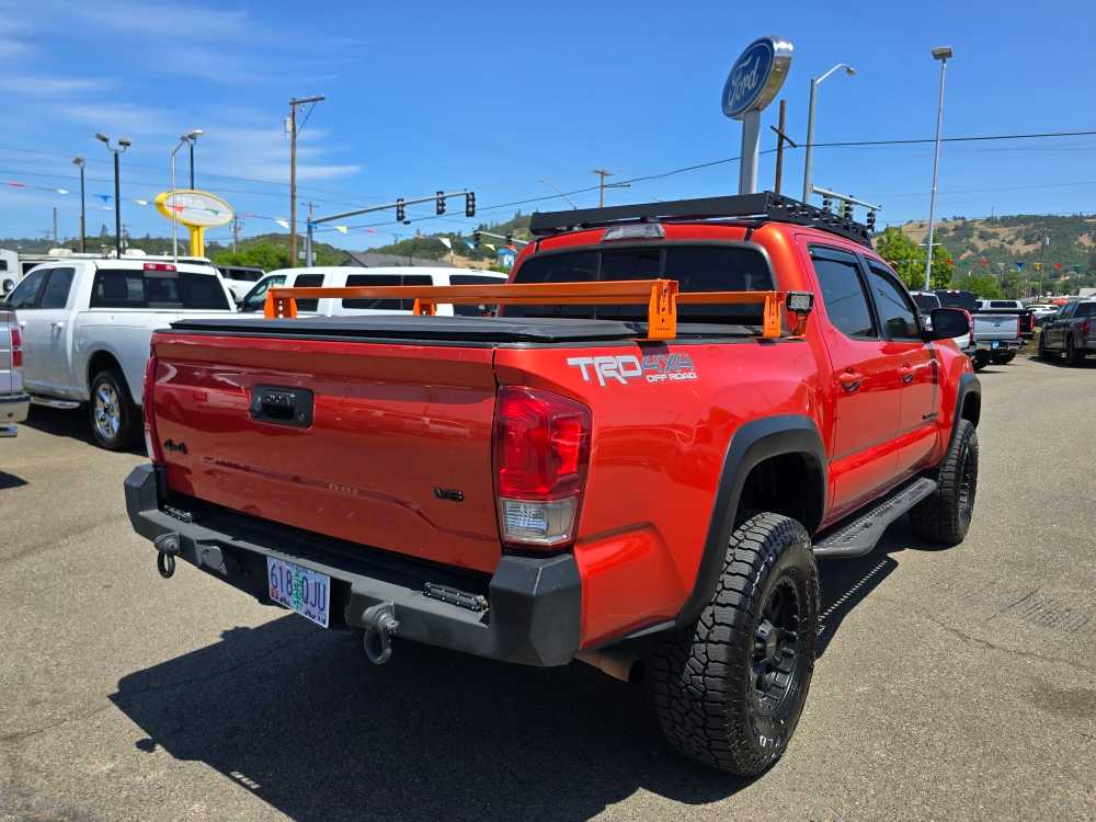 2016 Toyota Tacoma TRD Off-Road 3