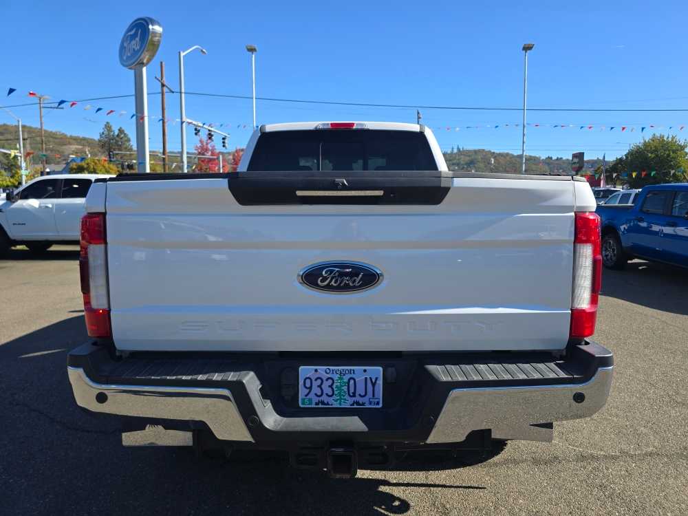 Thumbnail: 2017 Ford F-350 - 4