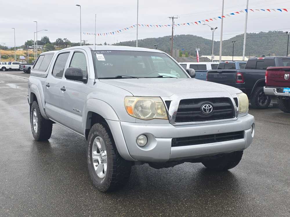 Thumbnail: 2006 Toyota Tacoma - 4