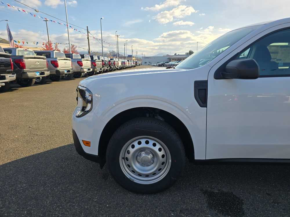 Thumbnail: 2025 Ford Maverick - 18