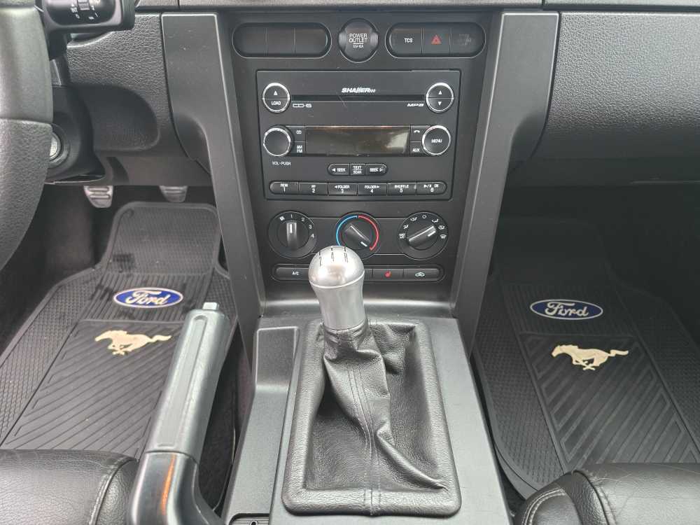 Thumbnail: 2008 Ford Mustang - 13