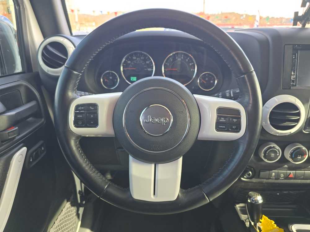 Thumbnail: 2018 Jeep Wrangler - 11