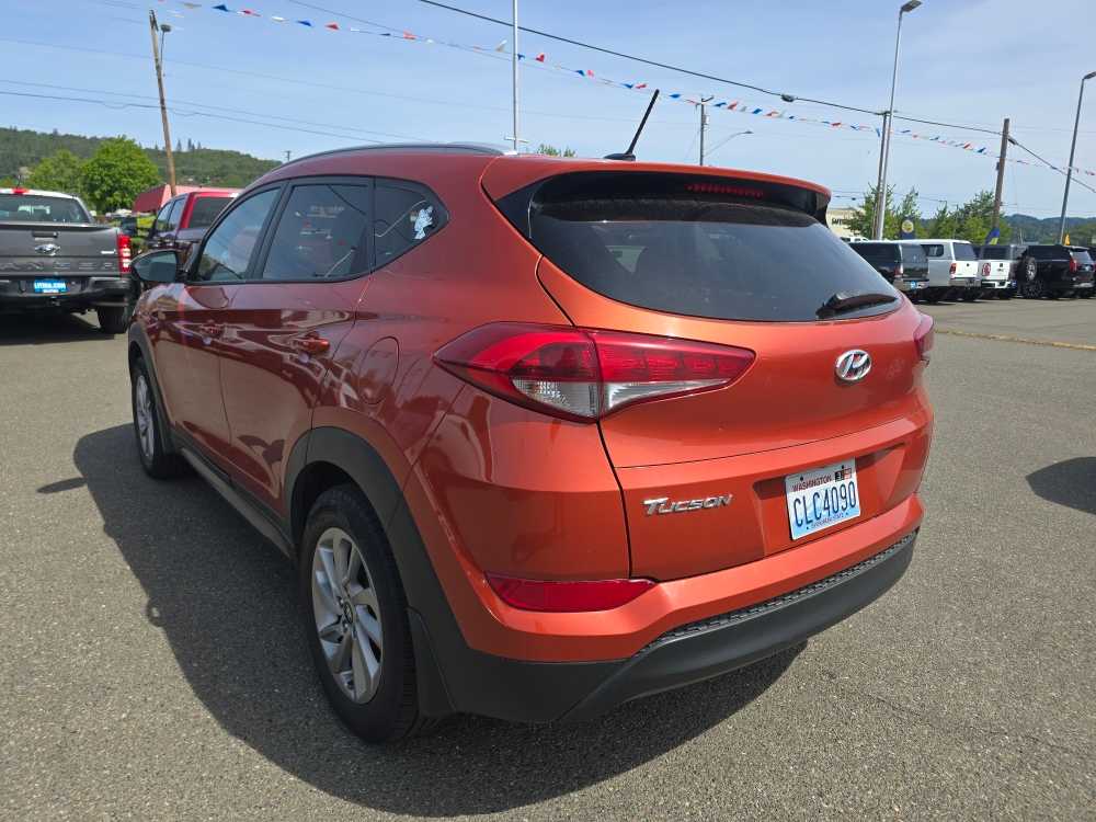 Thumbnail: 2016 Hyundai Tucson - 2