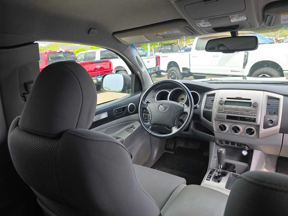 Thumbnail: 2009 Toyota Tacoma - 11