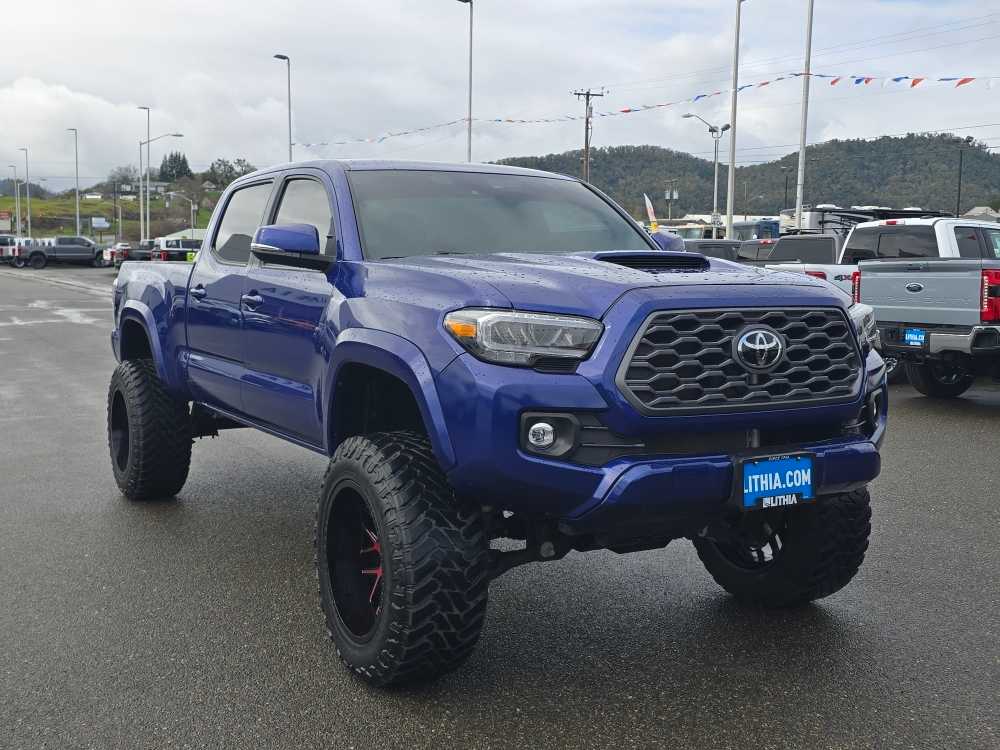 Thumbnail: 2023 Toyota Tacoma - 7
