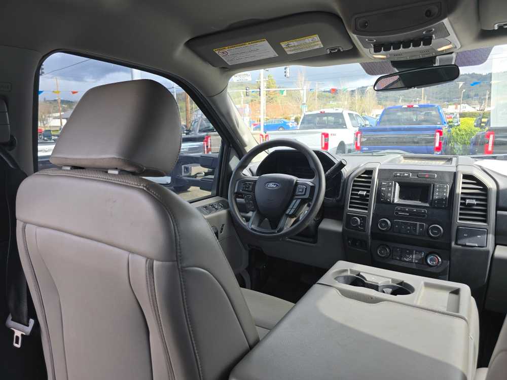 Thumbnail: 2020 Ford F-550 - 11