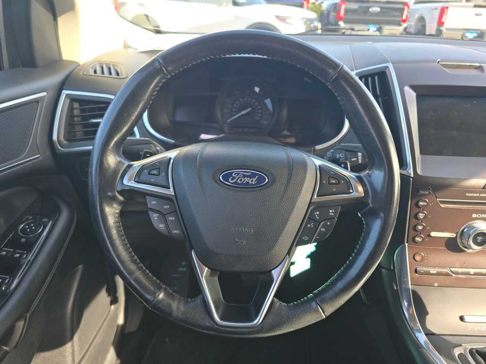 Thumbnail: 2017 Ford Edge - 11