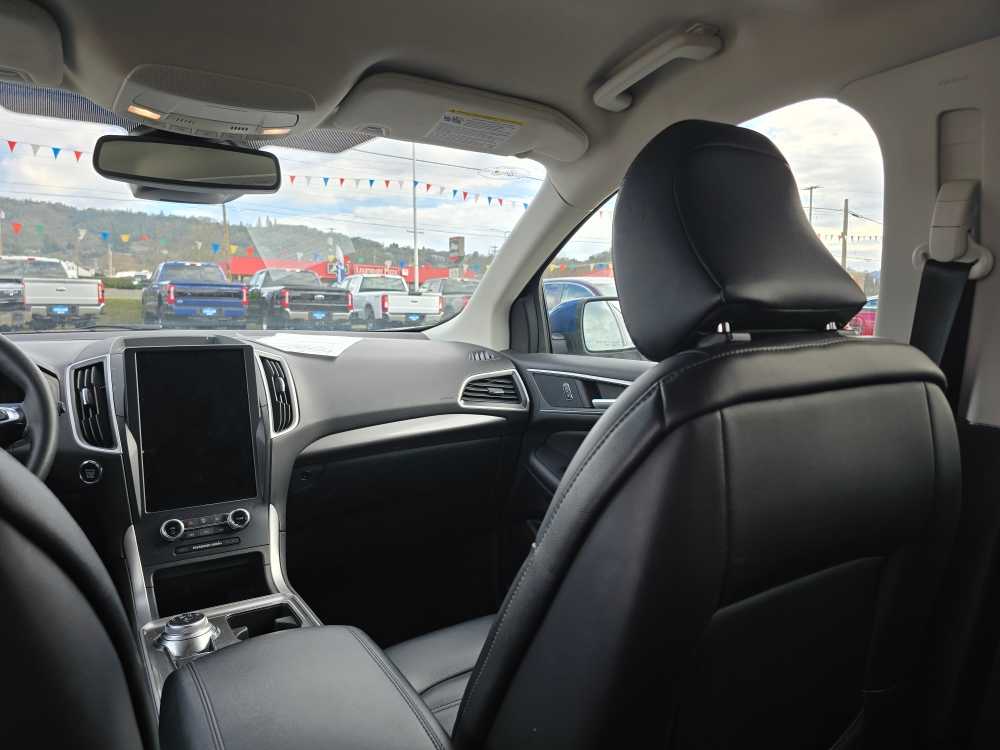 Thumbnail: 2024 Ford Edge - 14