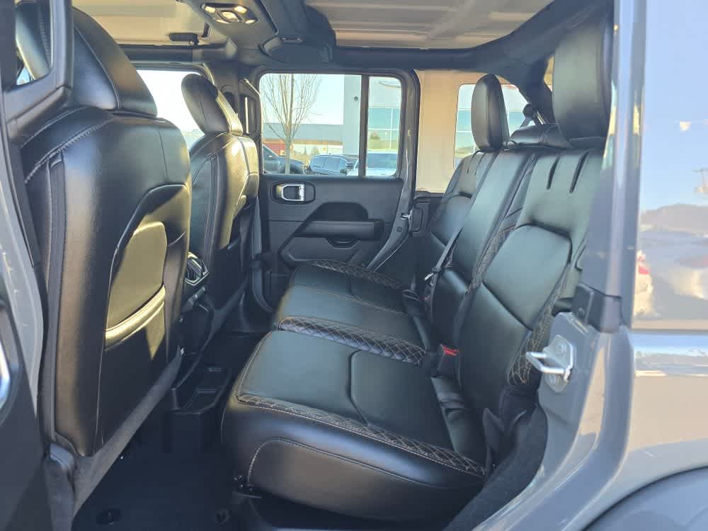 Thumbnail: 2022 Jeep Wrangler - 16