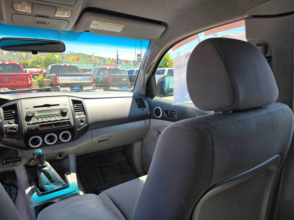 Thumbnail: 2007 Toyota Tacoma - 14