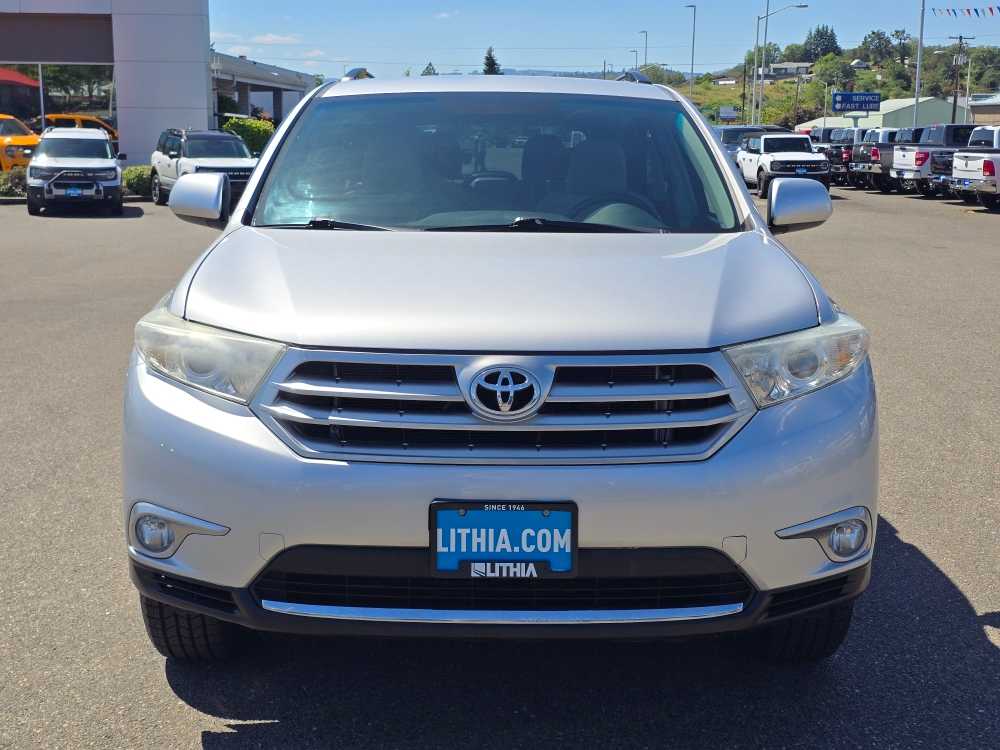 Thumbnail: 2012 Toyota Highlander - 8