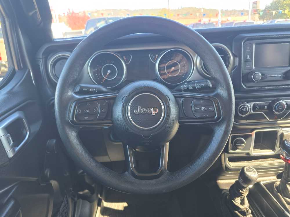 Thumbnail: 2019 Jeep Wrangler - 11