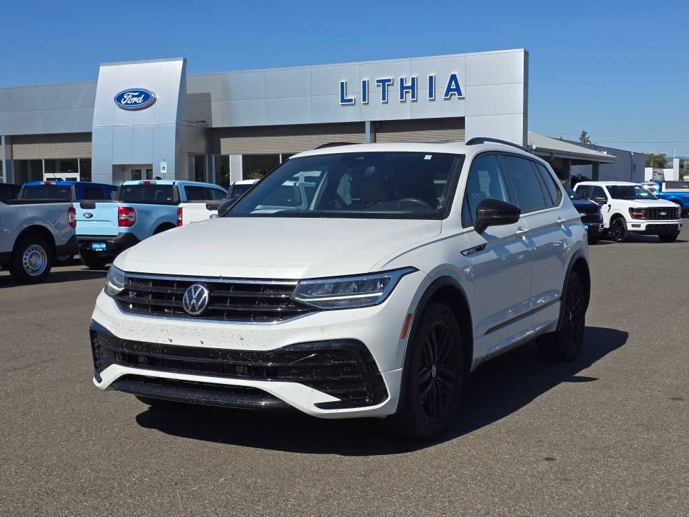 Thumbnail: 2022 Volkswagen Tiguan - 7