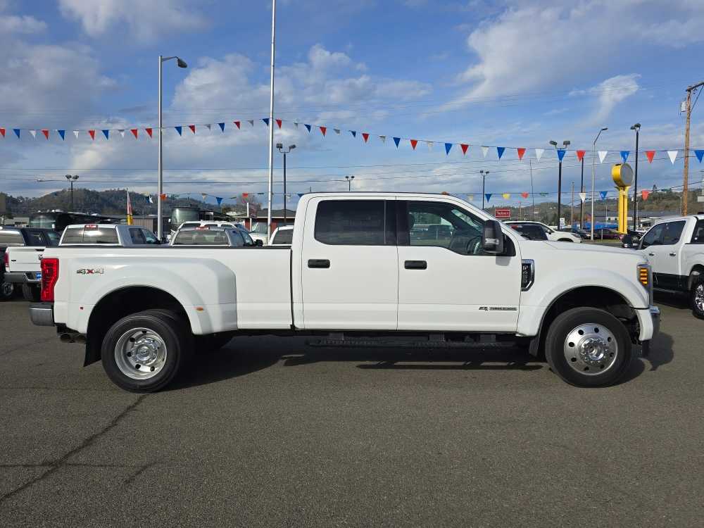 Thumbnail: 2019 Ford F-450 - 6