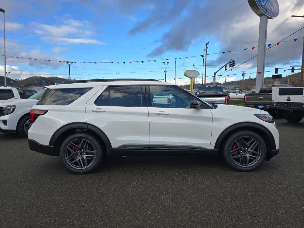 Thumbnail: 2026 Ford Explorer - 6