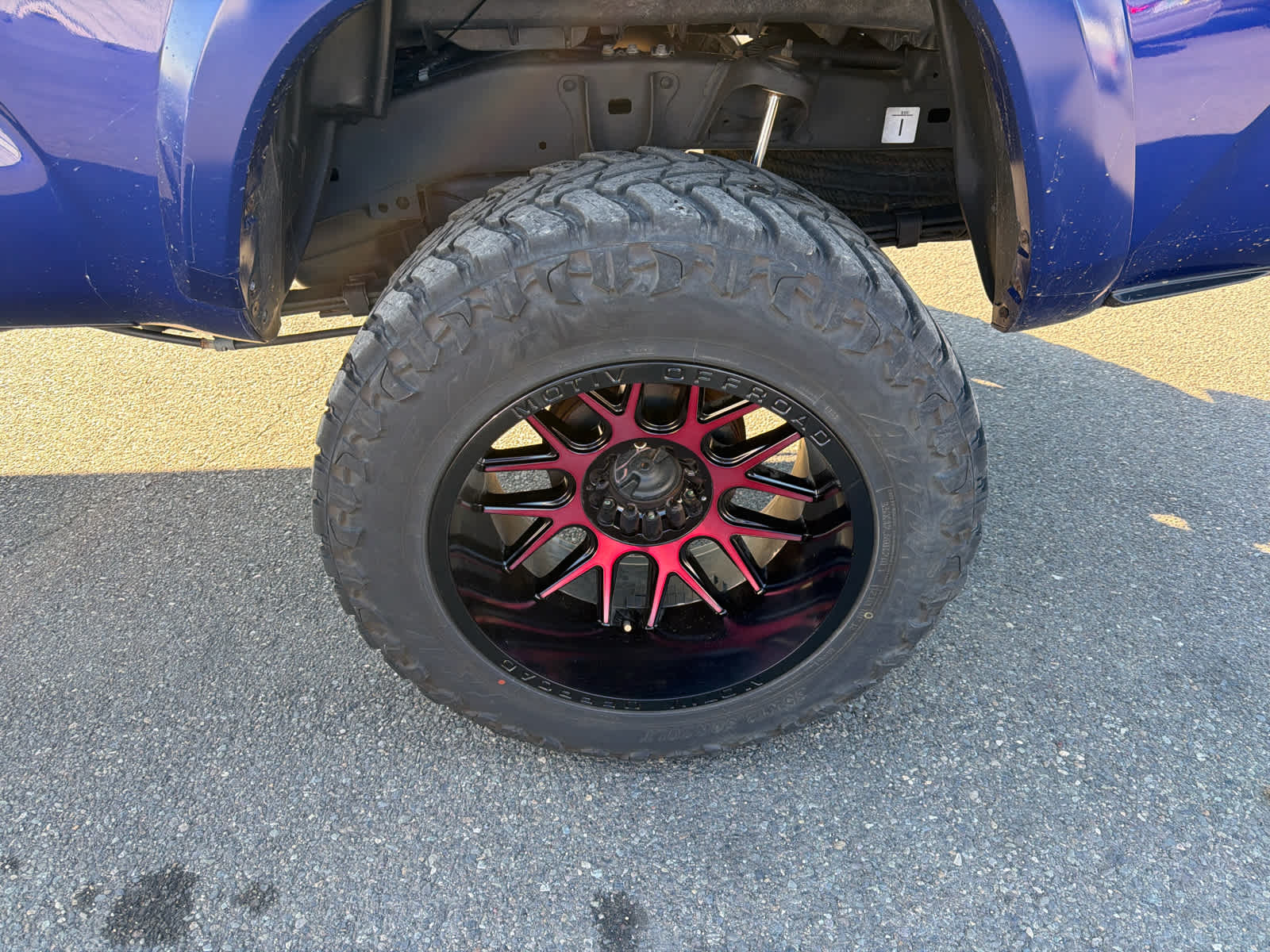 Thumbnail: 2023 Toyota Tacoma - 6