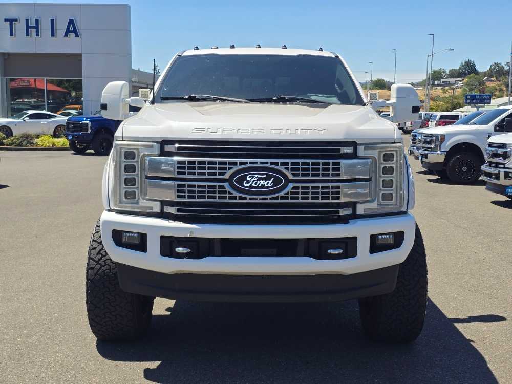 Thumbnail: 2017 Ford F-350 - 5