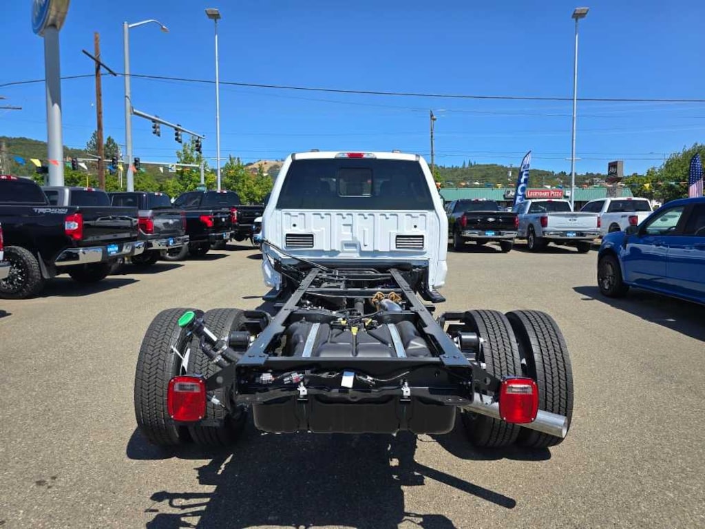 New 2025 Ford F-550 Chassis XL Truck Crew Cab