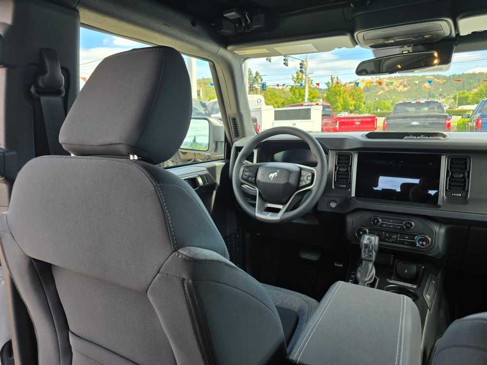 Thumbnail: 2025 Ford Bronco - 10