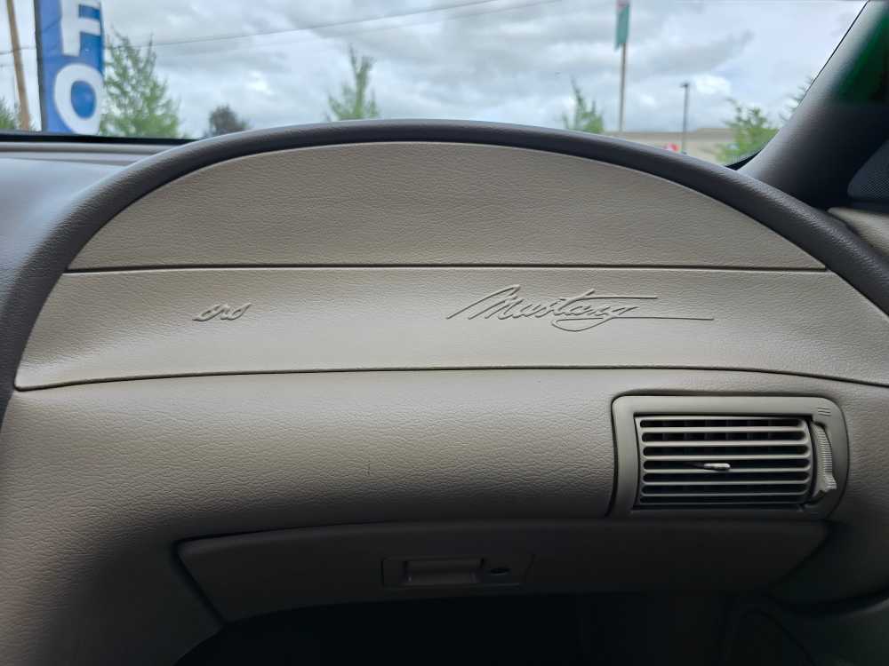 Thumbnail: 2004 Ford Mustang - 15