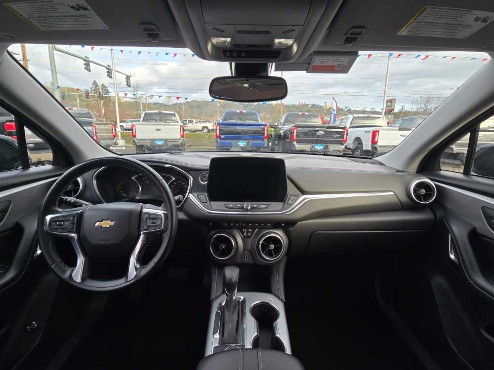 Thumbnail: 2024 Chevrolet Blazer - 15