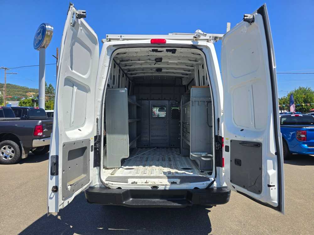 Thumbnail: 2012 Nissan NV - 18