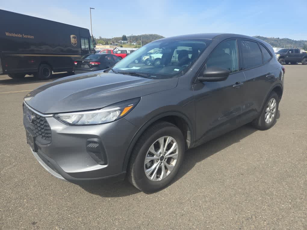 Thumbnail: 2025 Ford Escape - 1