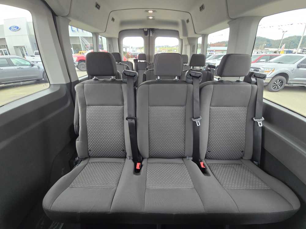 Thumbnail: 2024 Ford Econoline - 18