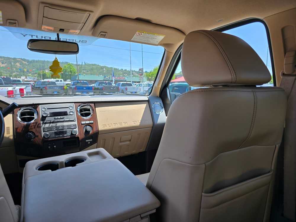 2011 Ford F-250  14