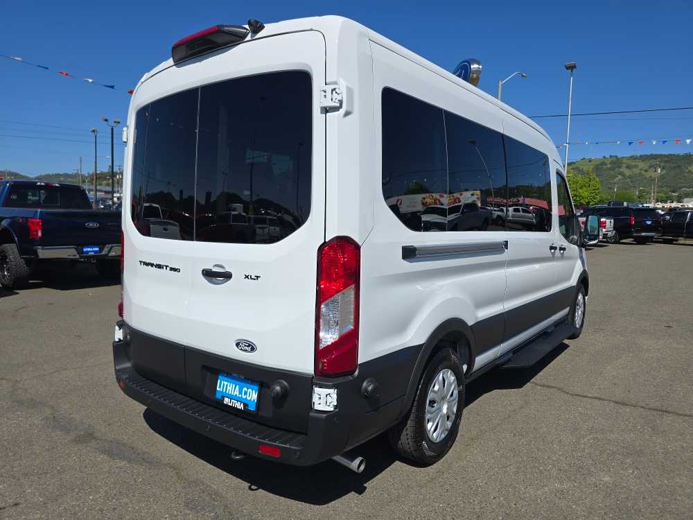 Thumbnail: 2026 Ford Econoline - 5