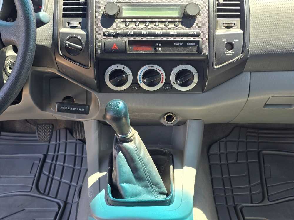 Thumbnail: 2007 Toyota Tacoma - 13