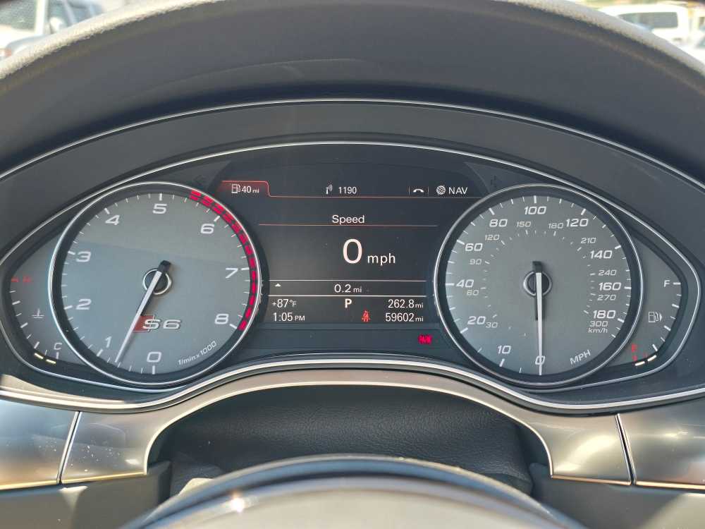 Thumbnail: 2013 Audi S6 - 20