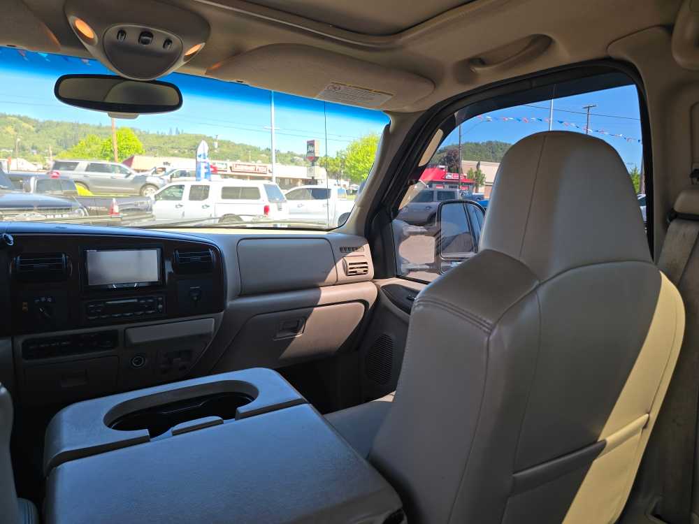 Thumbnail: 2005 Ford F-250 - 14