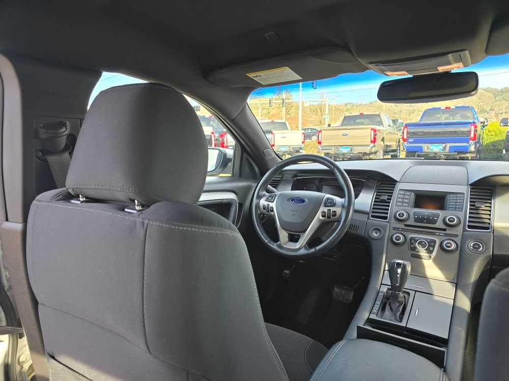 Thumbnail: 2013 Ford Taurus - 11