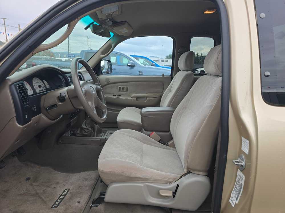 Thumbnail: 2002 Toyota Tacoma - 9