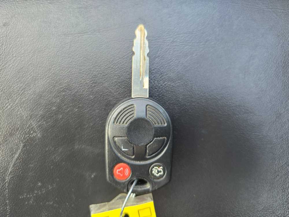 Thumbnail: 2012 Ford Escape - 21